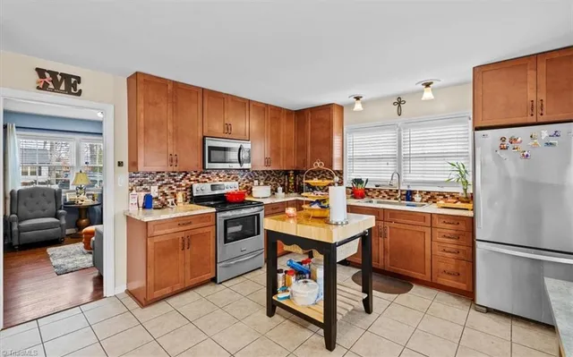 $249,900 | 111 Forestdale Drive, Jamestown, NC 27282