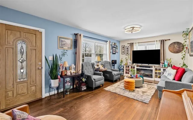 $249,900 | 111 Forestdale Drive, Jamestown, NC 27282