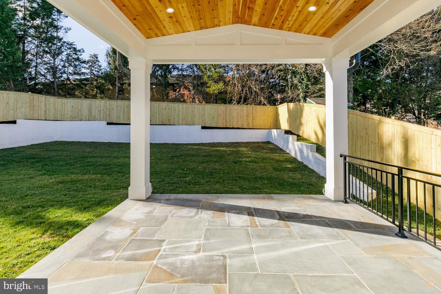8914 Ridge Place Bethesda, MD 20817 - Photo 54 of 63 Gallery Image 54