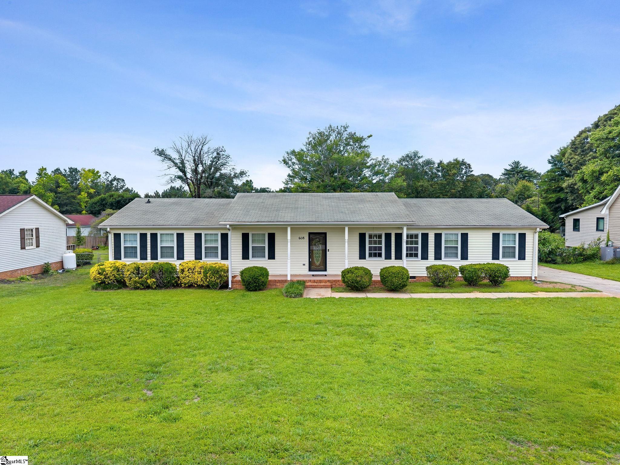 608 Lenhardt Road Greenville, SC 29611 - Photo 1 of 23 Gallery Image 1