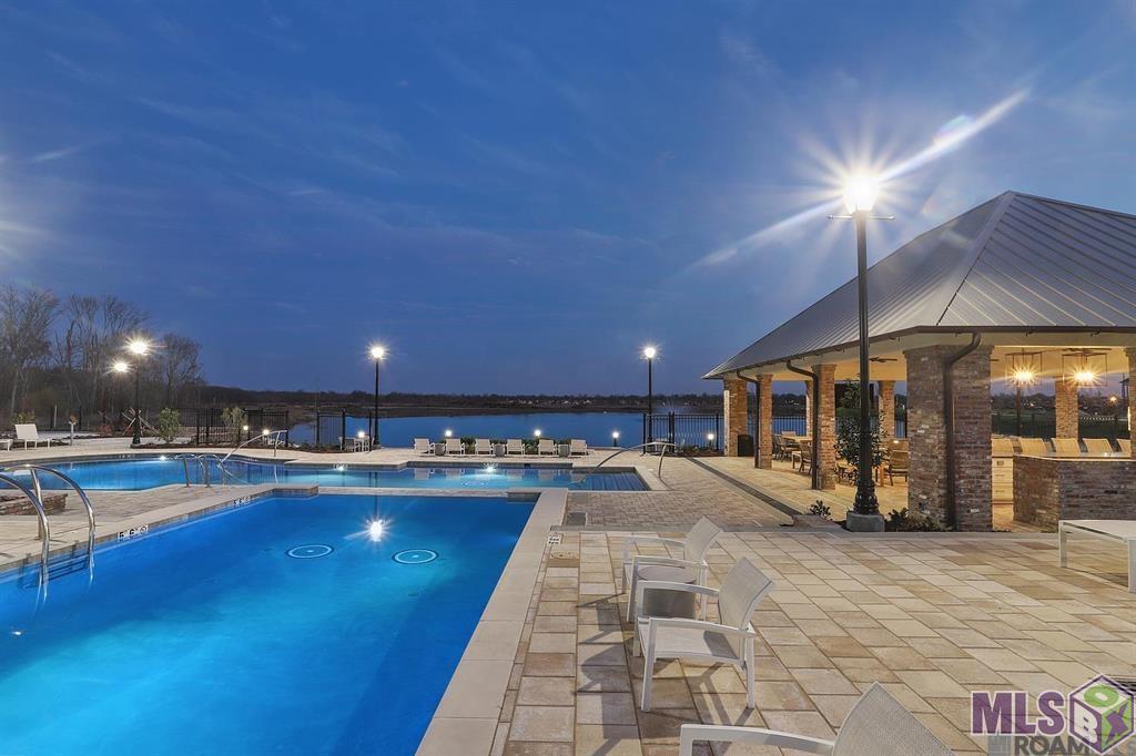 13708 Wild Canary Drive Baton Rouge, LA 70810 - Photo 32 of 43 Clubhouse Pool