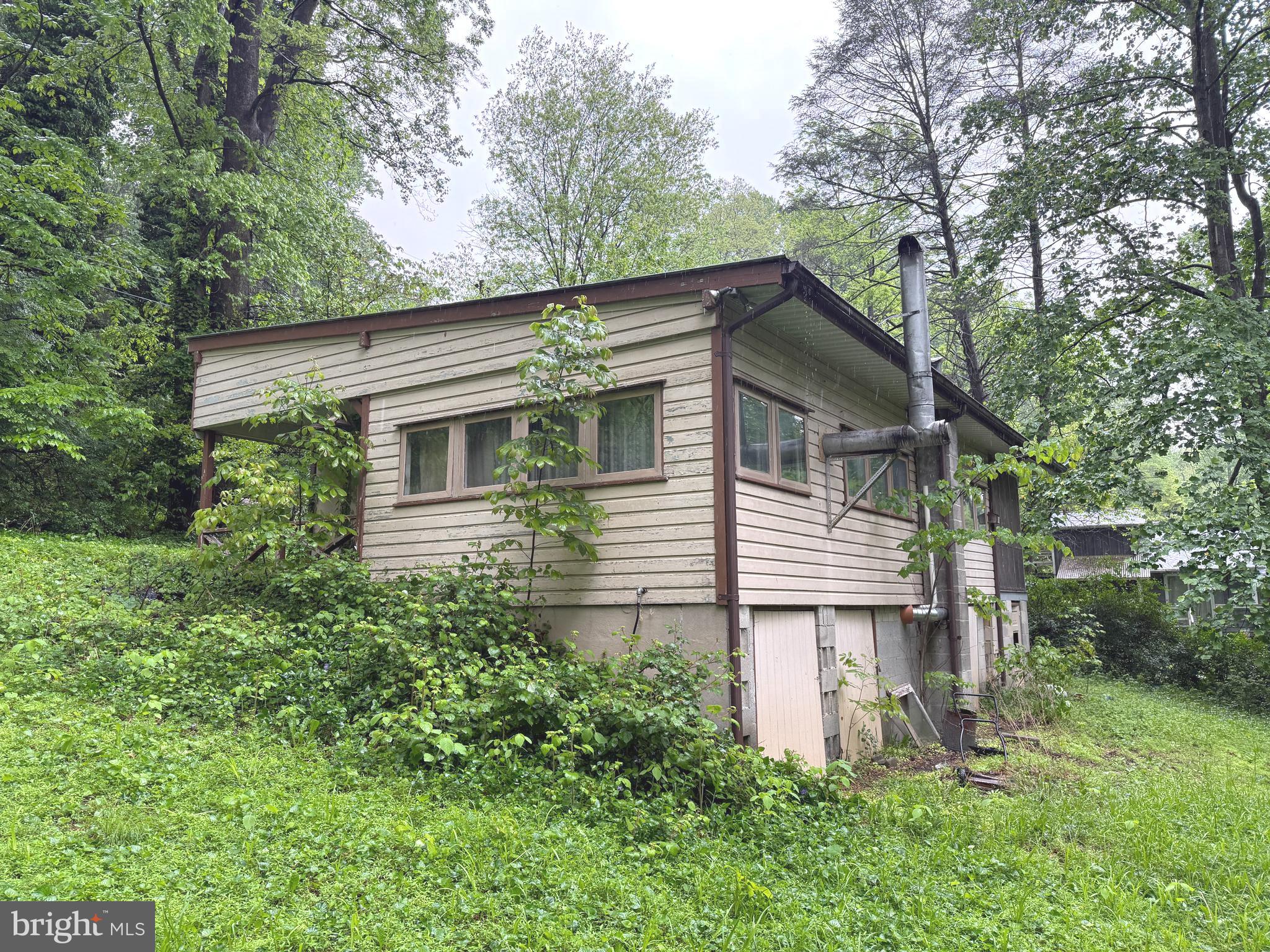 48 Irwin Road Airville, PA 17302 - Photo 4 of 28 Gallery Image 4