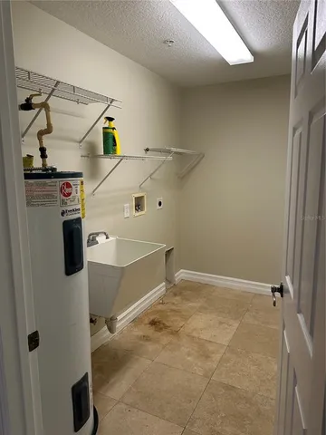 $2,500 | 6312 Buford Street, Unit 301, Orlando, FL 32835