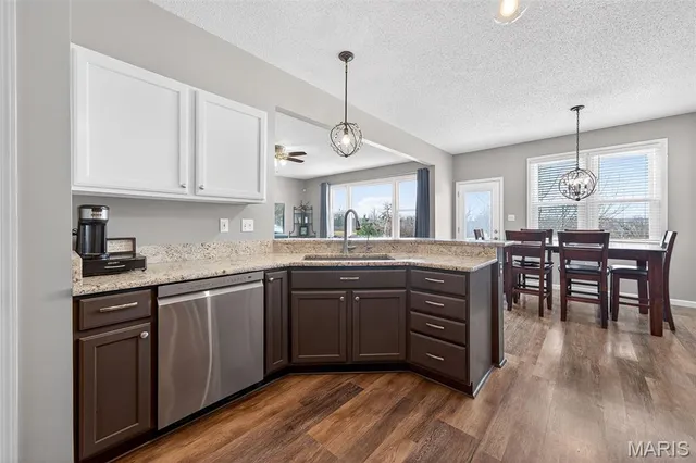 $520,000 | 211 England Drive, O'Fallon, MO 63366