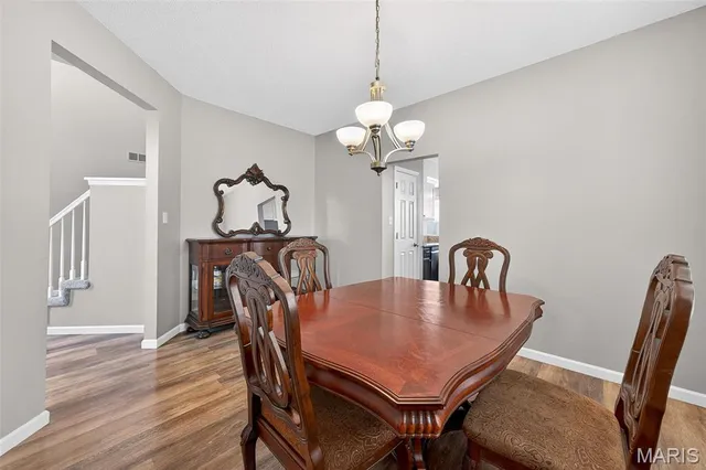 $520,000 | 211 England Drive, O'Fallon, MO 63366