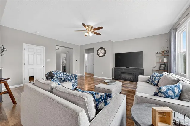 $520,000 | 211 England Drive, O'Fallon, MO 63366