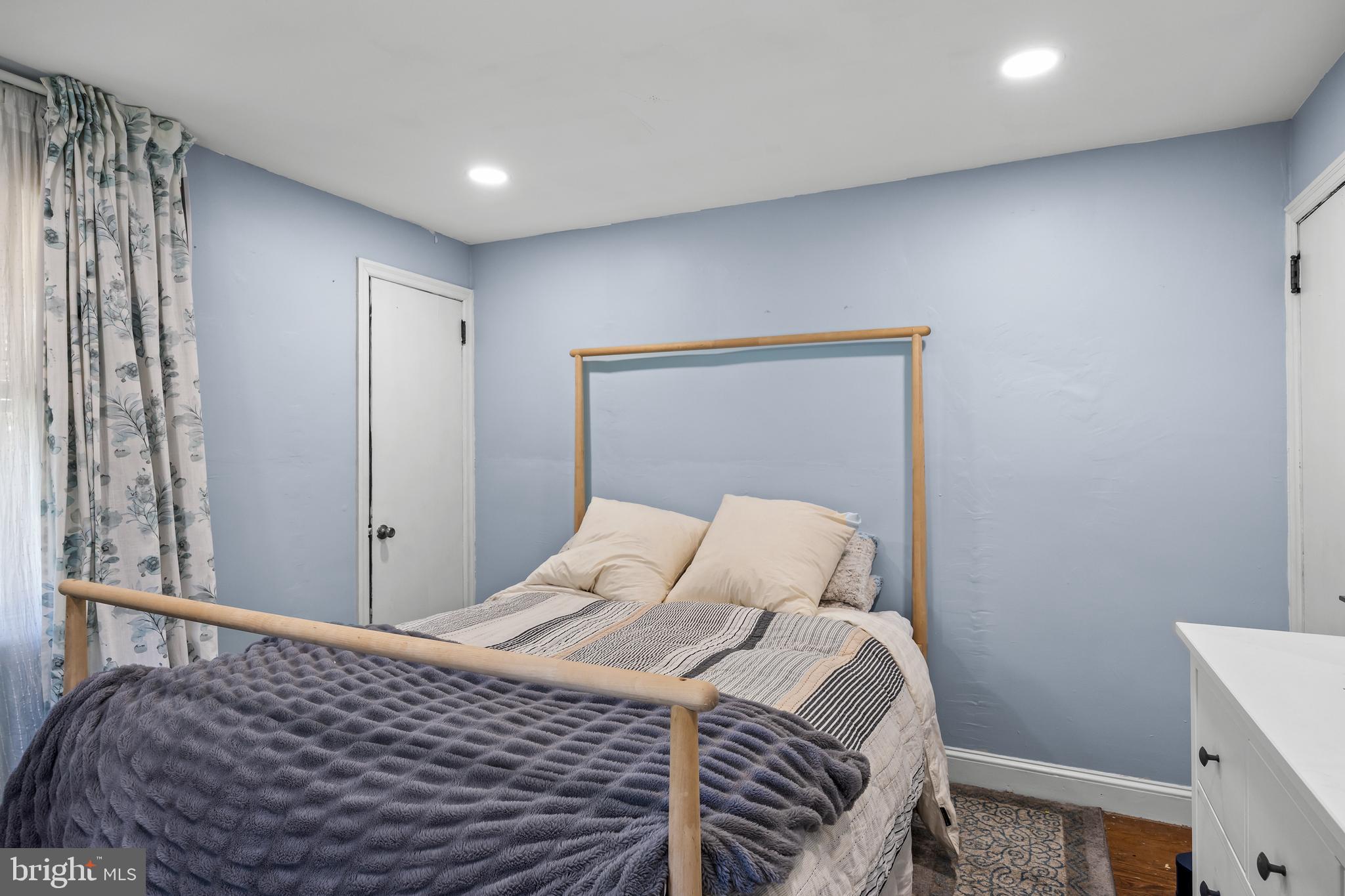 28 West Center Avenue Maple Shade, NJ 08052 - Photo 14 of 21