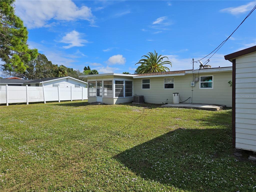 900 Nantucket Road Venice, FL 34293 - Photo 20 of 23