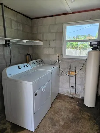 $1,800 | 900 Nantucket Road, Venice, FL 34293