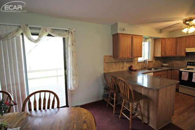 7090 Calkins Road Flint, MI 48532 - Photo 16 of 29 20453146-15.JPG