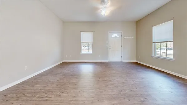 $1,600 | 122 Grove Hill Avenue, Blackshear, GA 31516