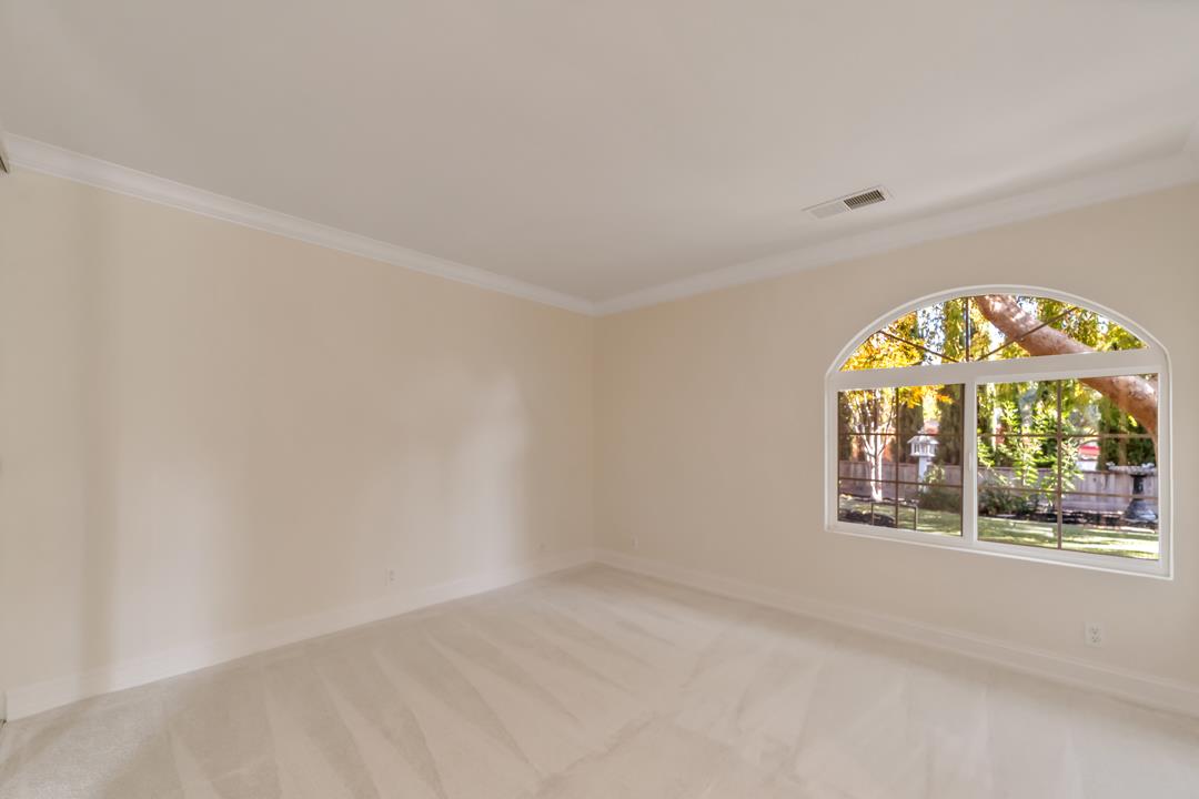 9971 Broadmoor Drive San Ramon, CA 94583 - Photo 20 of 35 an empty room with a window