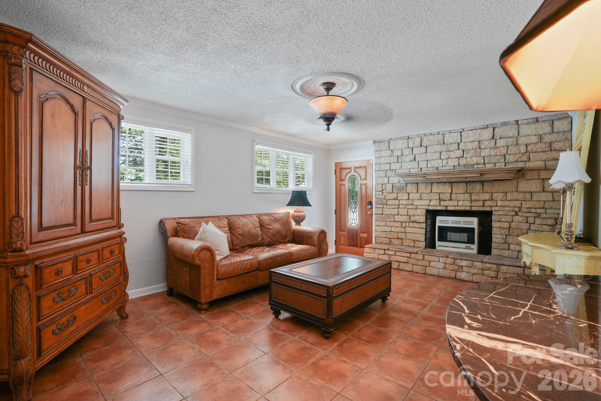3328 Sulphur Springs Road Northeast Hickory, NC 28601 - Photo 29 of 44