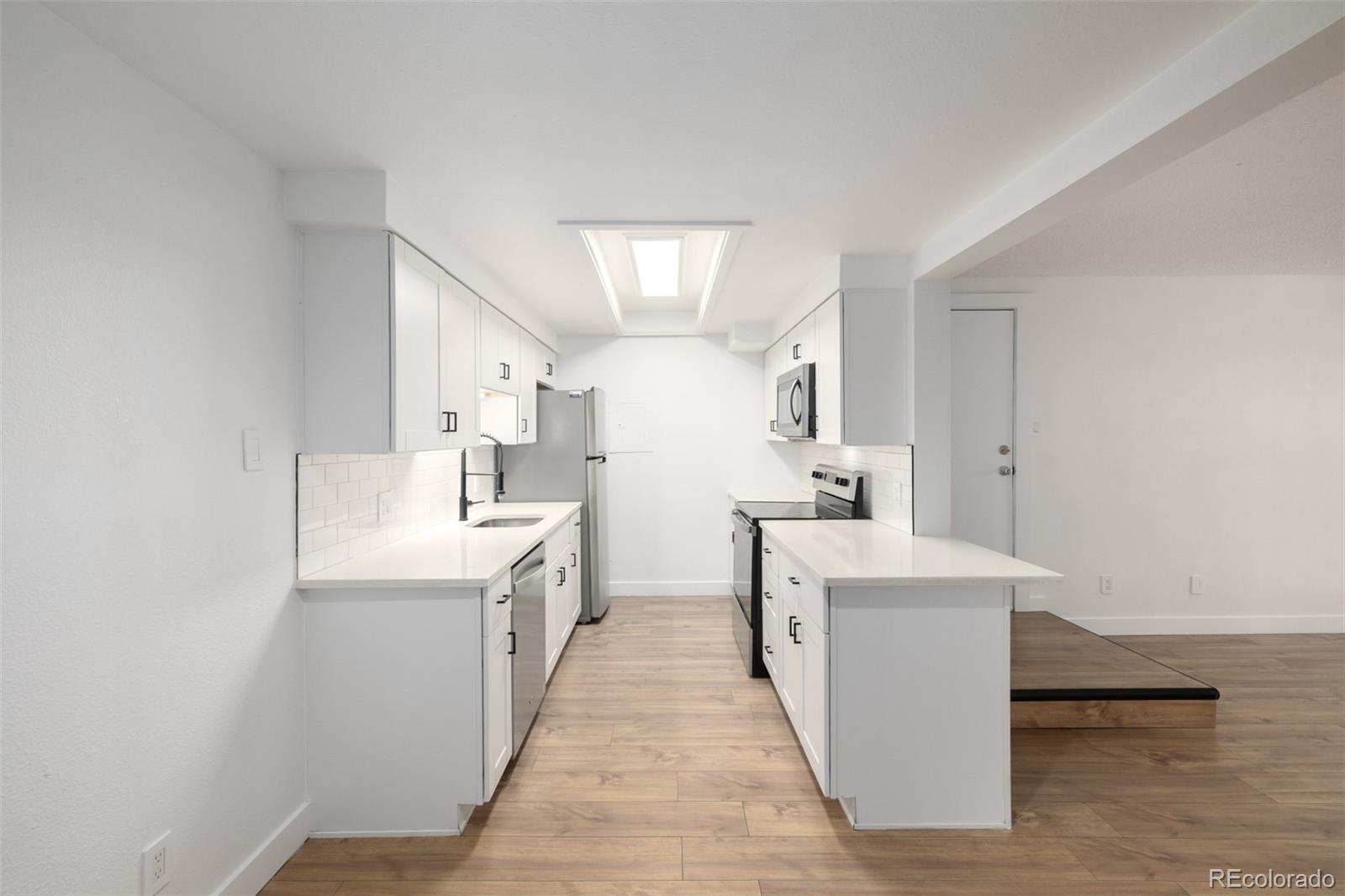 2929 West Floyd Avenue, Unit 201 Denver, CO 80236 - Photo 7 of 28