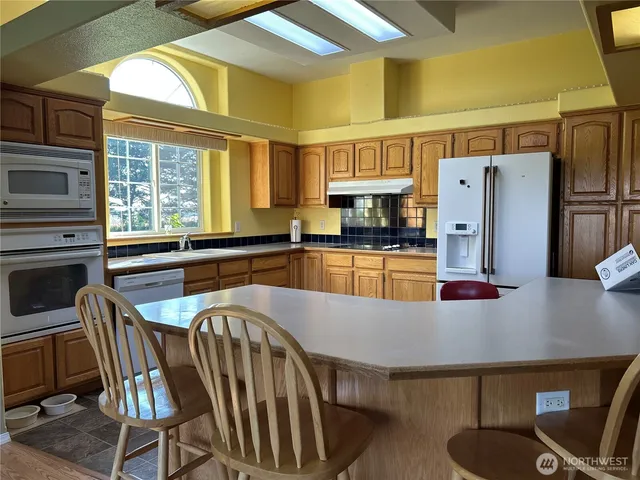 $750,000 | 6997 Bacon Lane Northeast, Moses Lake, WA 98837