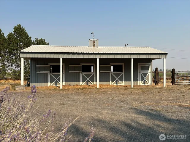 $750,000 | 6997 Bacon Lane Northeast, Moses Lake, WA 98837