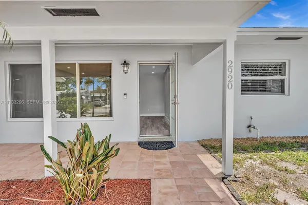 $3,600 | 2920 Northeast 8th Terrace, Pompano Beach, FL 33064