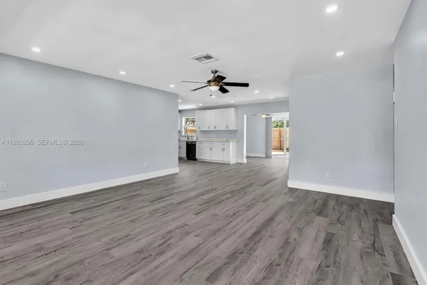 $3,600 | 2920 Northeast 8th Terrace, Pompano Beach, FL 33064