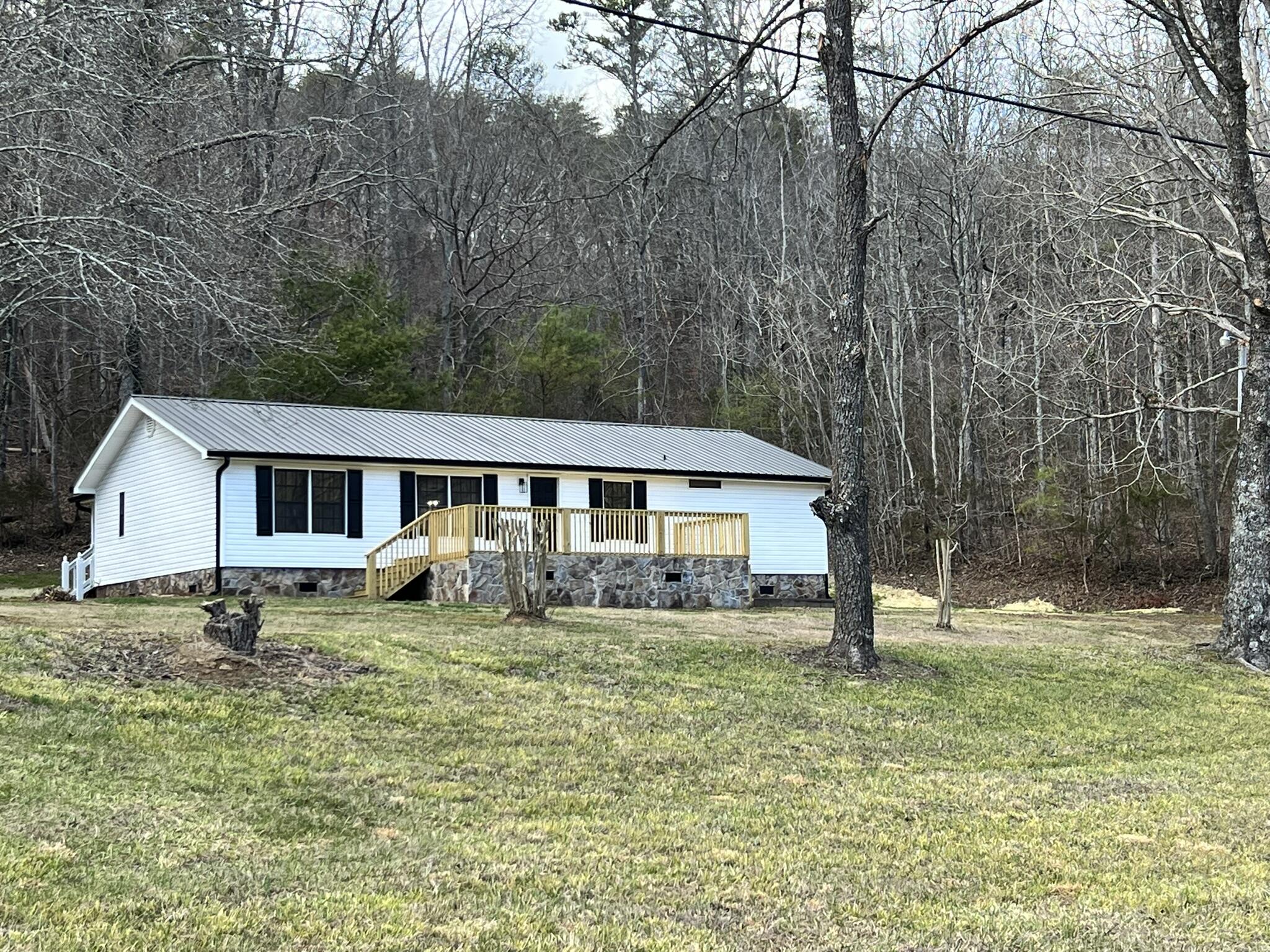 1749 Parksville Road Benton, TN 37307 - Photo 3 of 48 IMG_9654