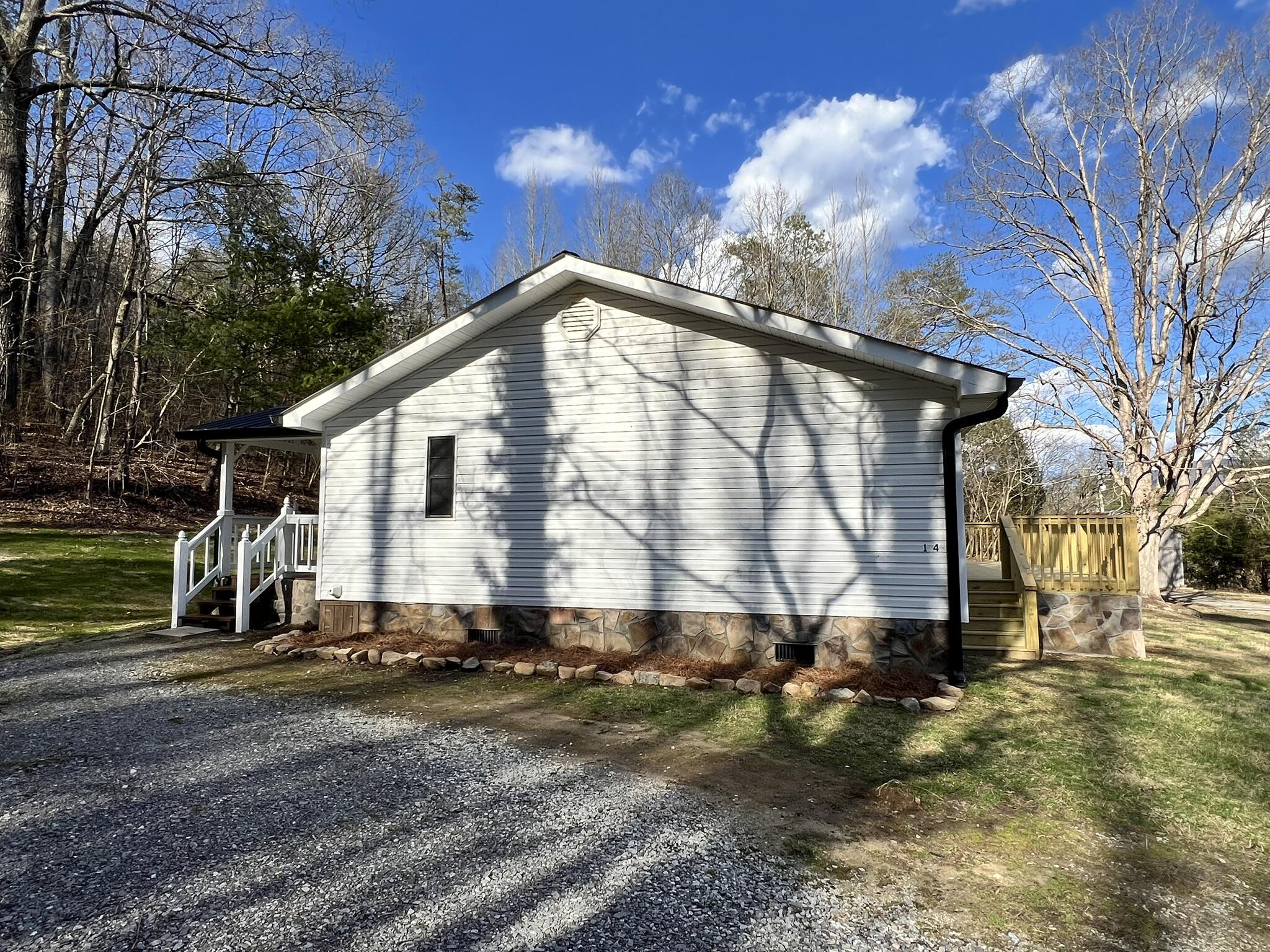1749 Parksville Road Benton, TN 37307 - Photo 8 of 48 IMG_9648