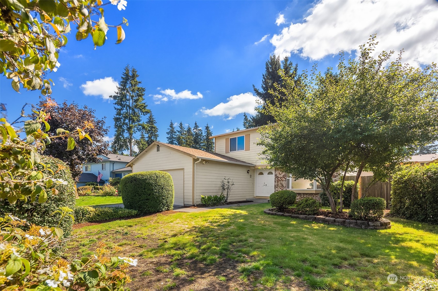 13009 Southeast 184th Place Renton, WA 98058 - Photo 3 of 32 Gallery Image 3