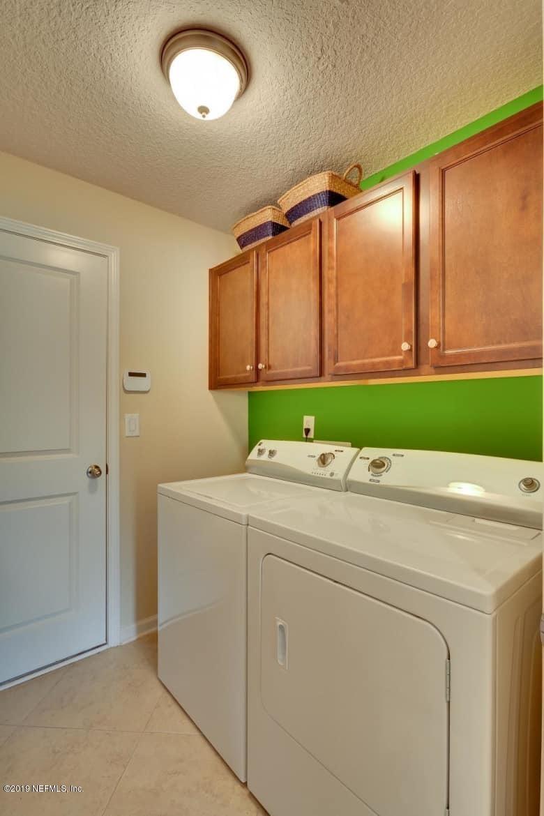 9981 Kevin Road Jacksonville, FL 32257 - Photo 21 of 27 Laundry