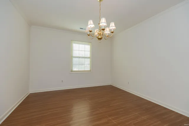 $214,900 | 728 Kingswood Drive, Evansville, IN 47715