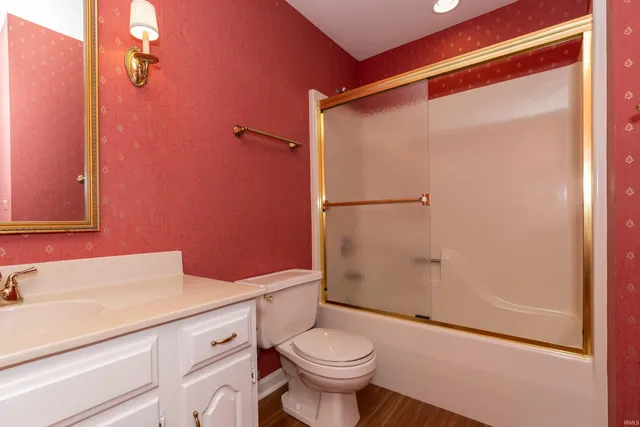 $214,900 | 728 Kingswood Drive, Evansville, IN 47715