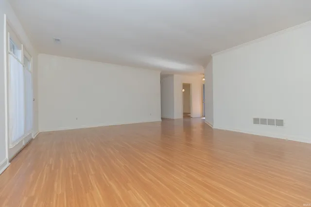 $214,900 | 728 Kingswood Drive, Evansville, IN 47715