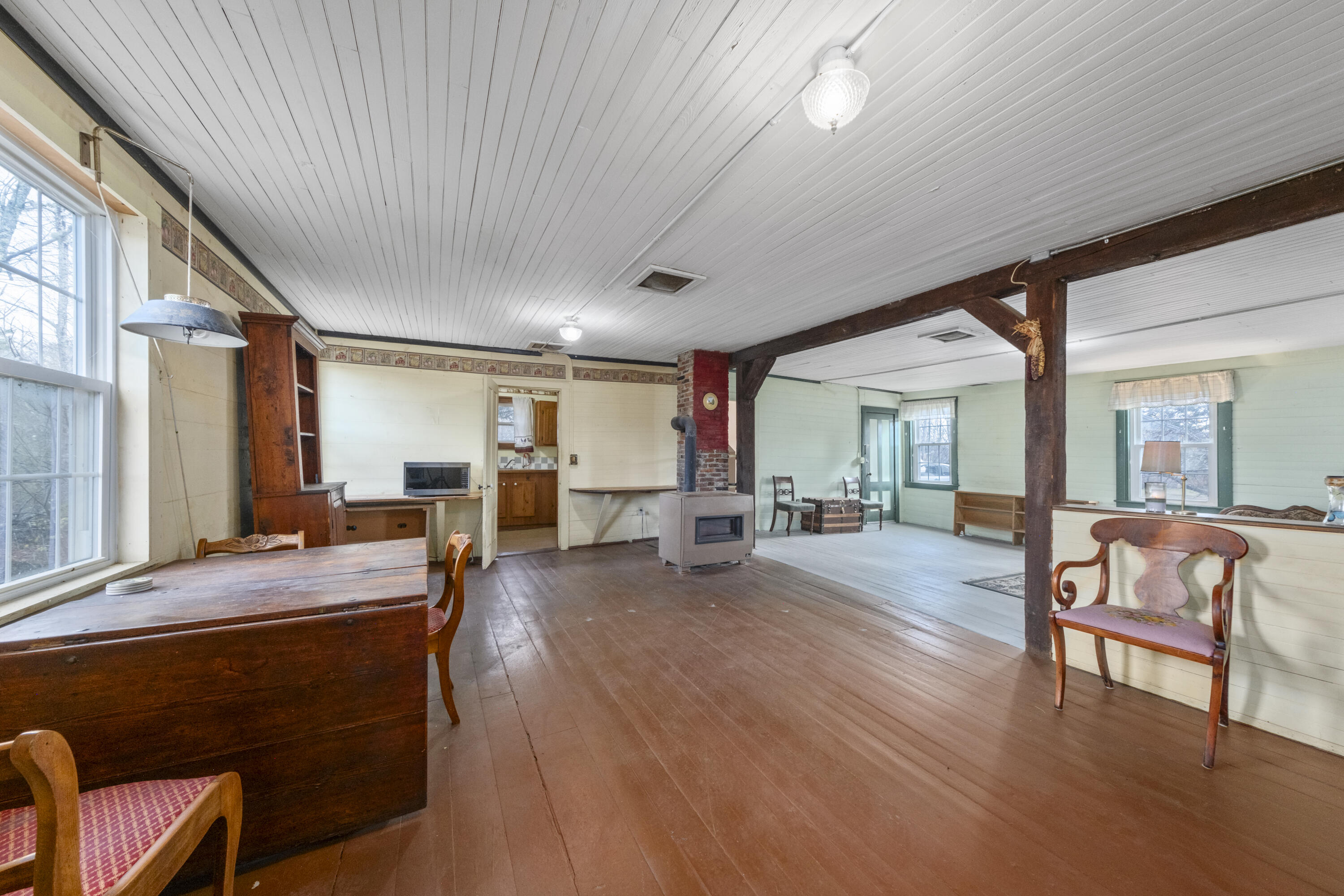 108 Common Road Union, ME 04862 - Photo 20 of 43 Great Room