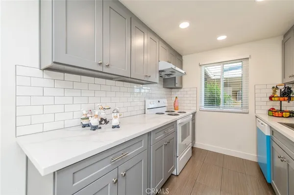 $3,195 | 14732 Del Amo Avenue, Unit C, Tustin, CA 92780