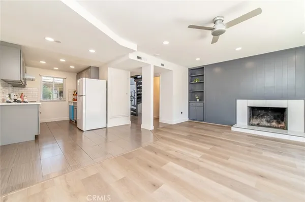 $3,195 | 14732 Del Amo Avenue, Unit C, Tustin, CA 92780