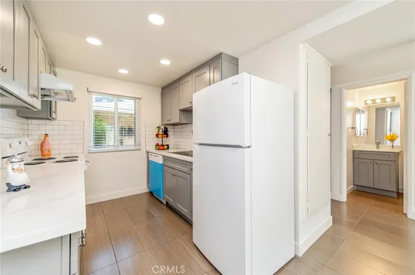 $3,195 | 14732 Del Amo Avenue, Unit C, Tustin, CA 92780