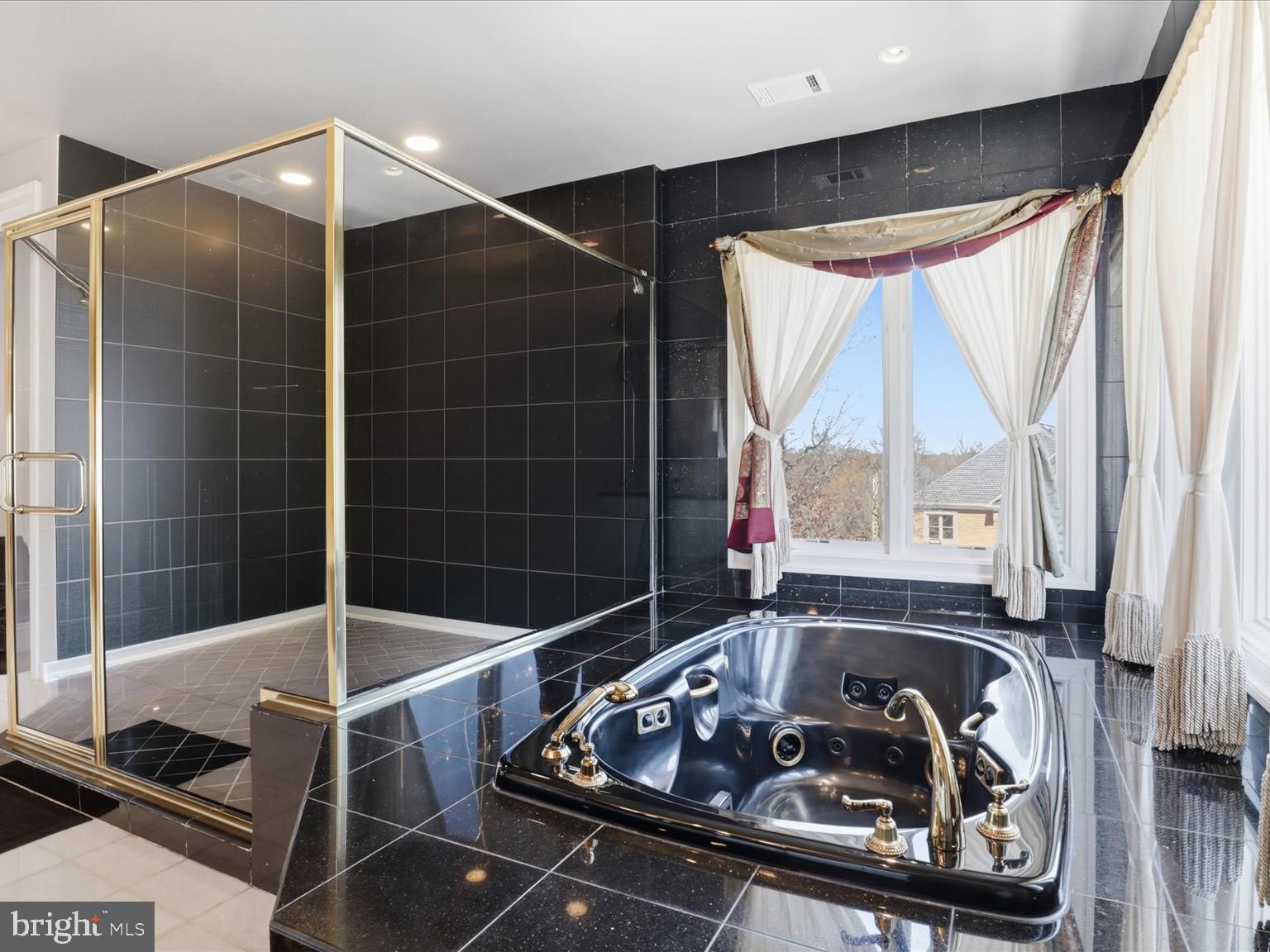 12709 Greenbriar Road Potomac, MD 20854 - Photo 66 of 120