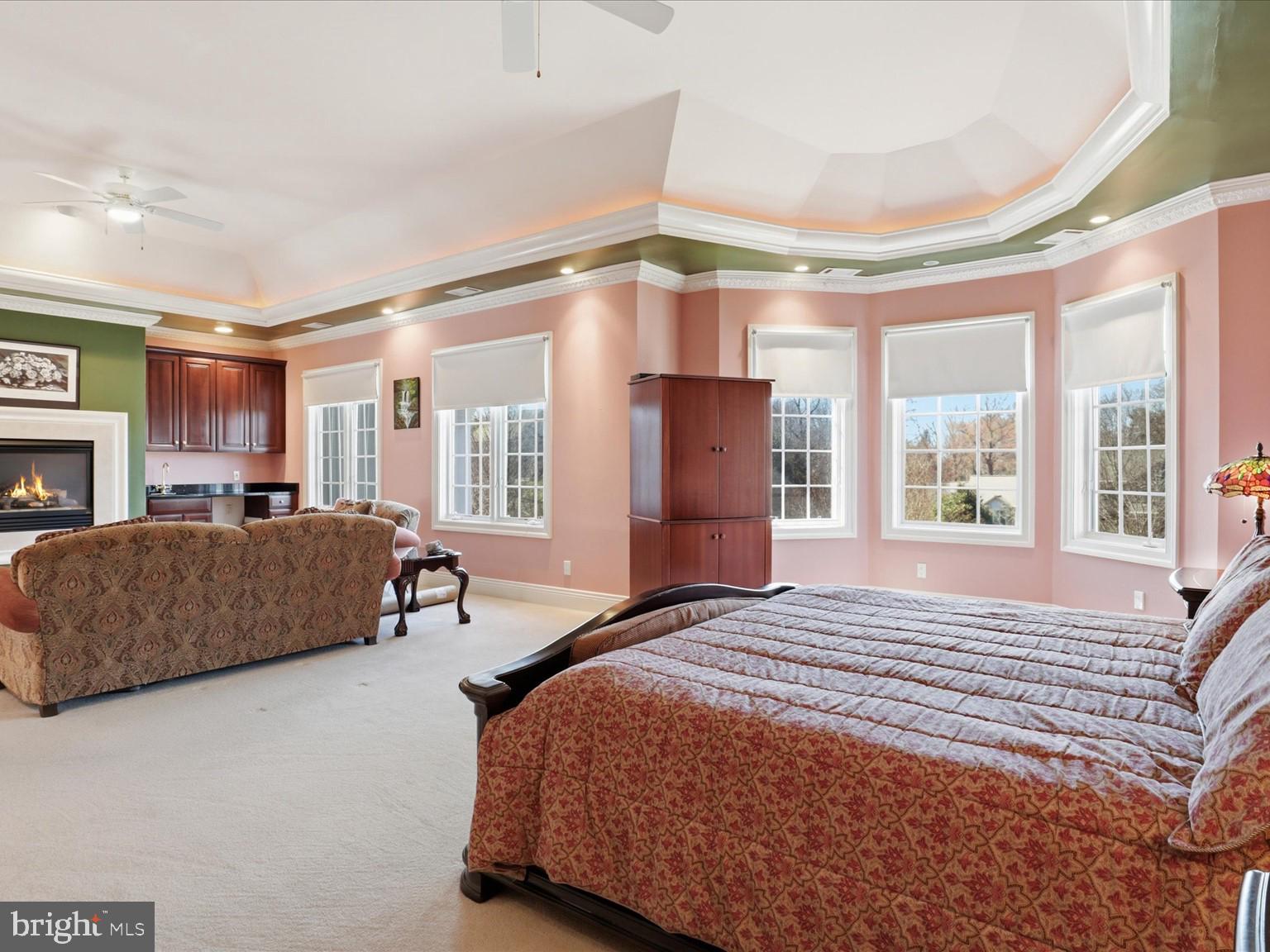 12709 Greenbriar Road Potomac, MD 20854 - Photo 7 of 120