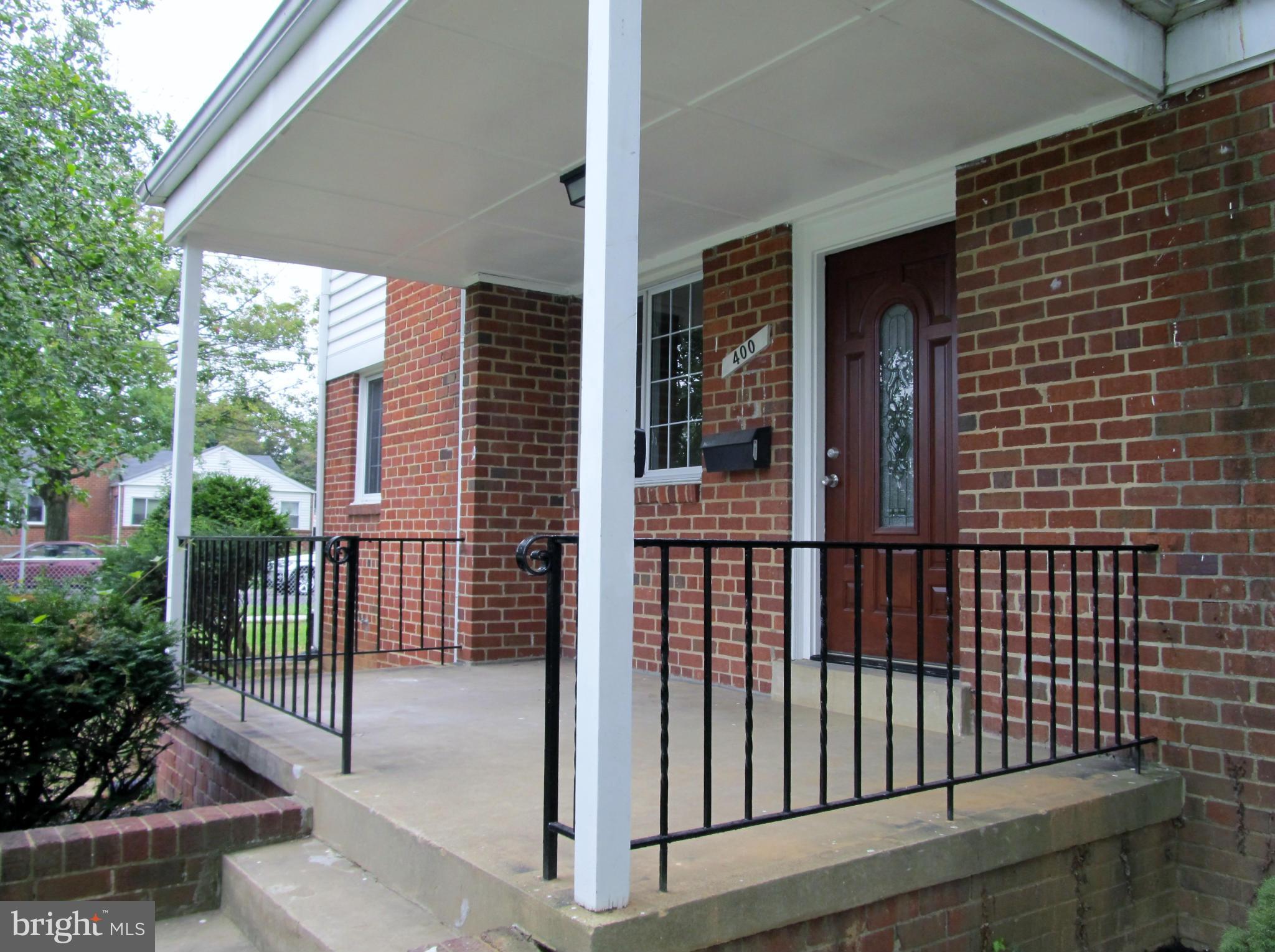 400 Indian Spring Drive Silver Spring, MD 20901 - Photo 3 of 29 Exterior (Front)