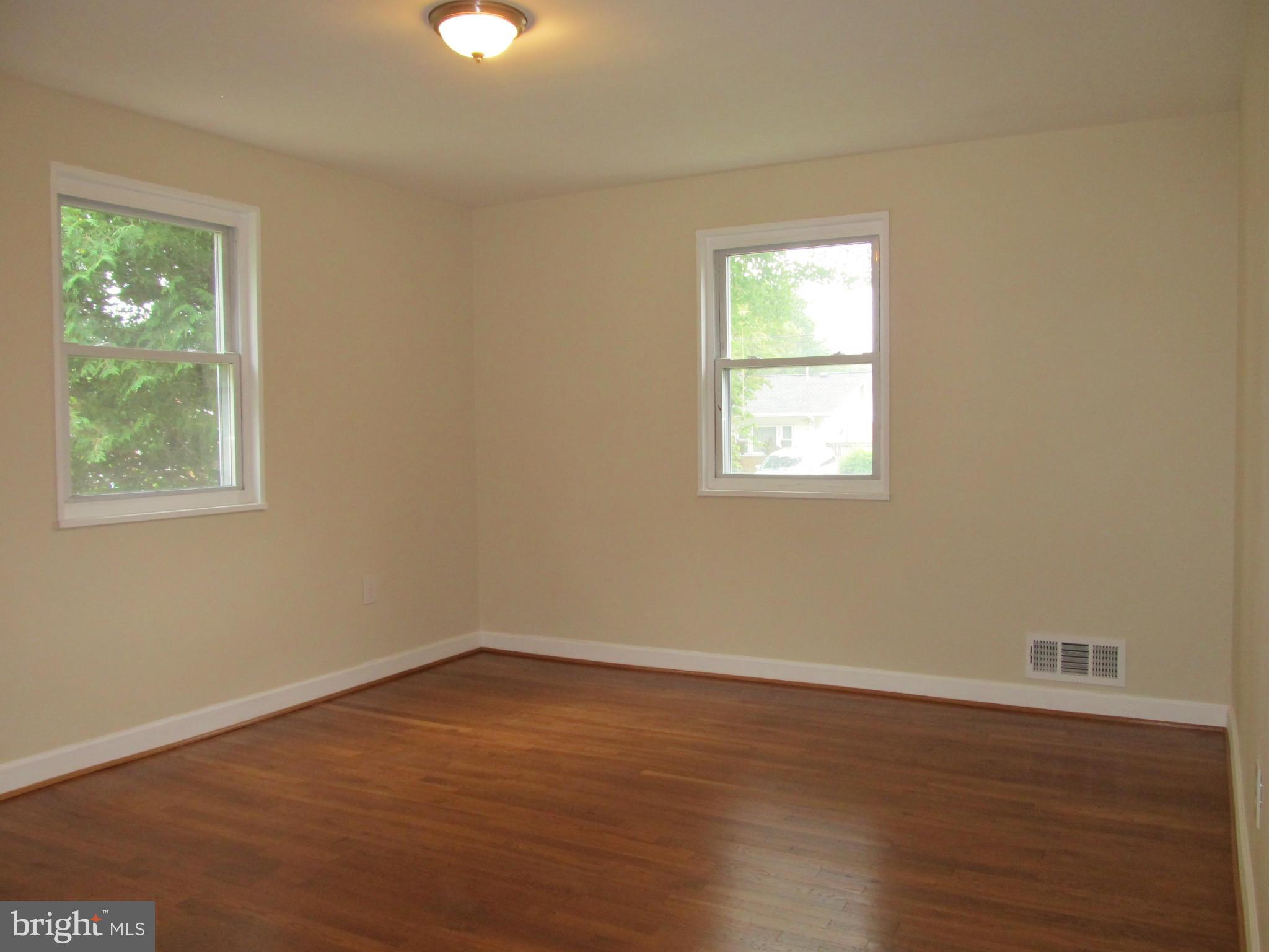 400 Indian Spring Drive Silver Spring, MD 20901 - Photo 21 of 29 Bedroom