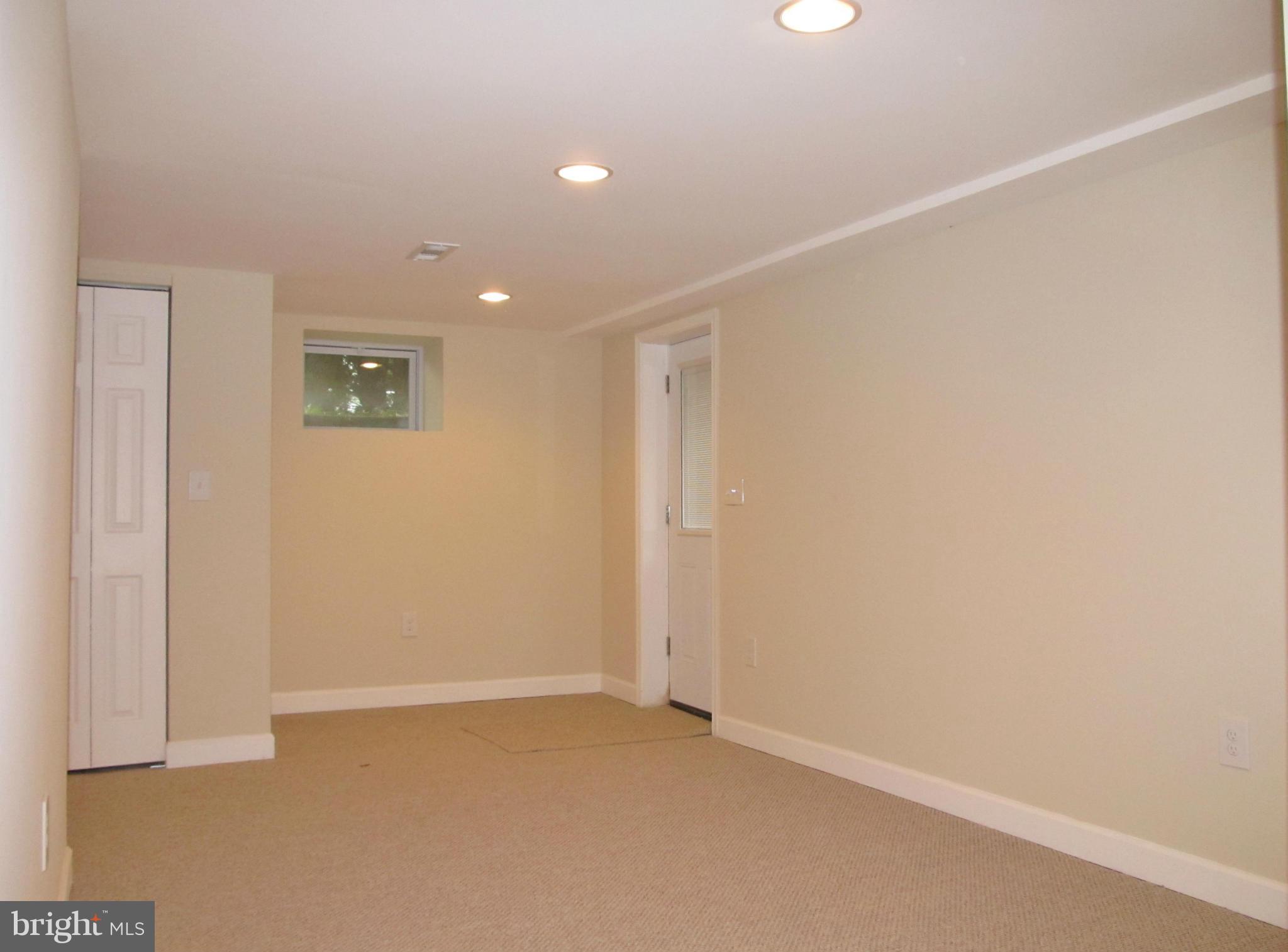 400 Indian Spring Drive Silver Spring, MD 20901 - Photo 26 of 29 Family Room
