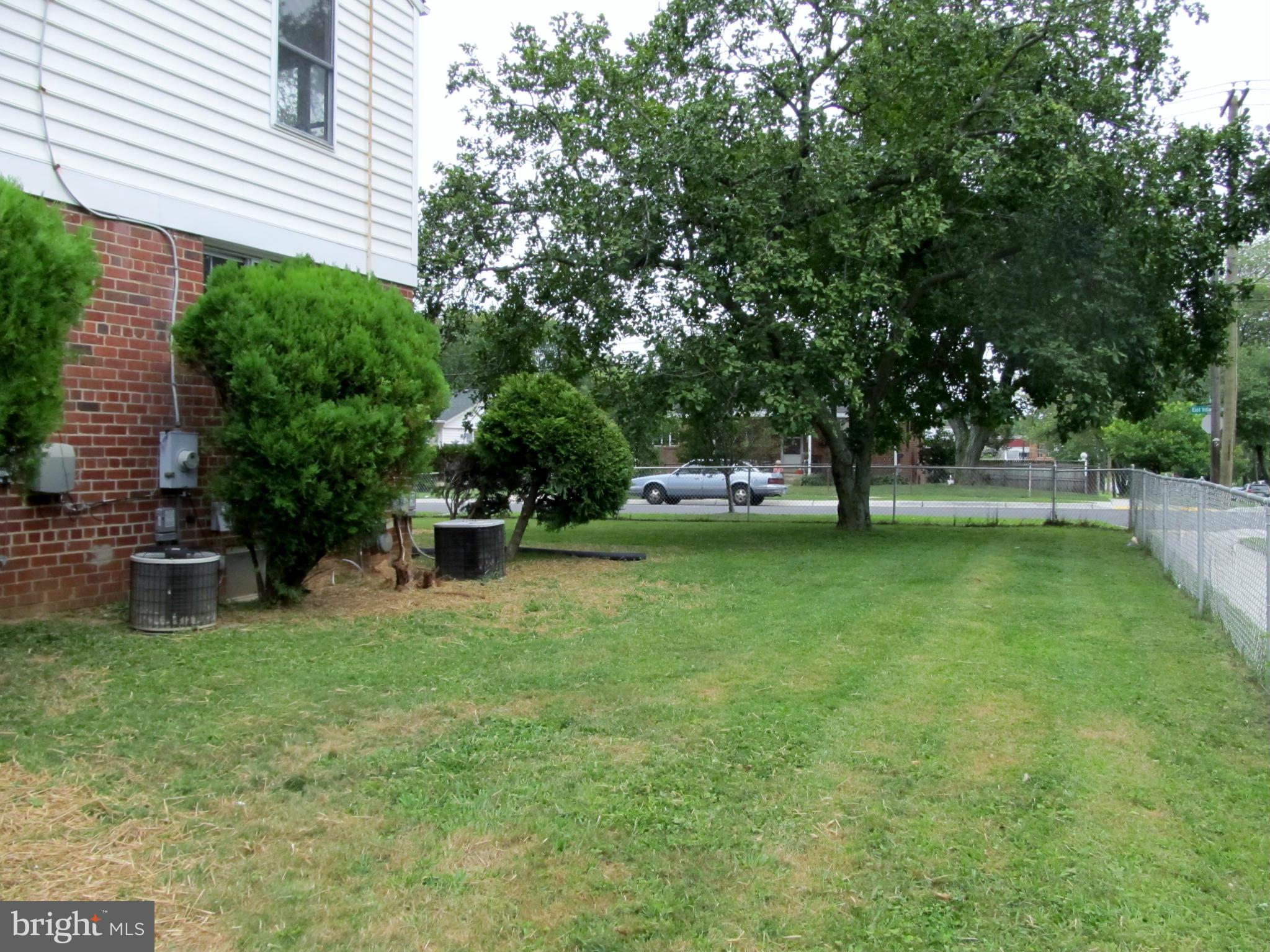 400 Indian Spring Drive Silver Spring, MD 20901 - Photo 6 of 29 Exterior (General)