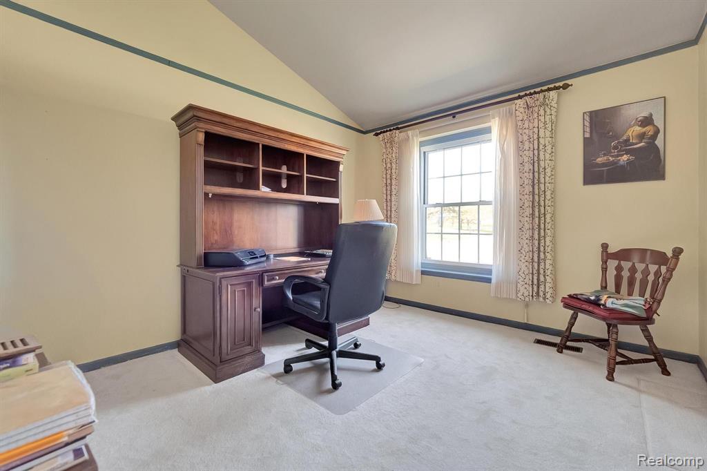 541 Augusta Drive Rochester Hills, MI 48309 - Photo 16 of 74