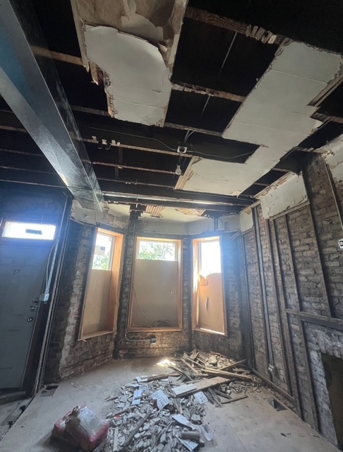 6756 South Lafayette Avenue Chicago, IL 60621 - Photo 14 of 16 a view of an empty room