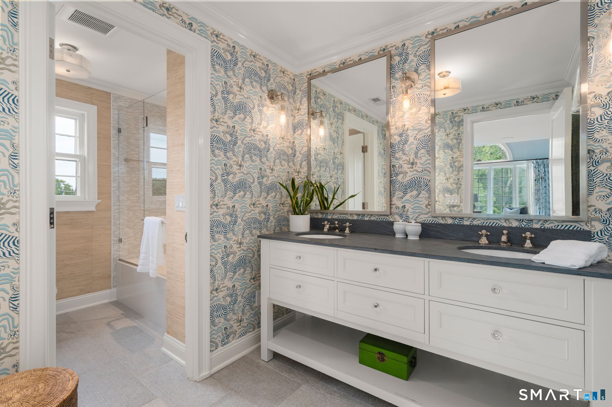 14 Middle Beach Road West Madison, CT 06443 - Photo 21 of 40 Gallery Image 21