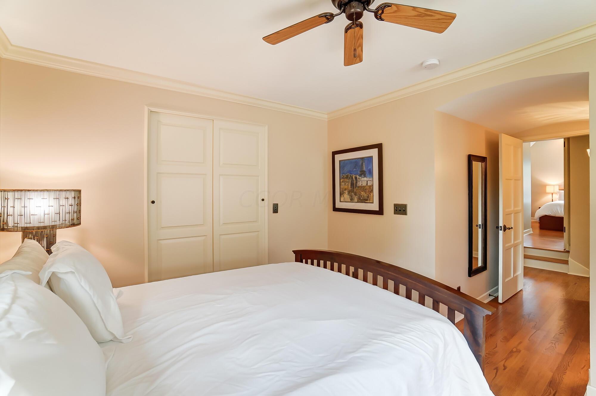 1874 Collingswood Road Upper Arlington, OH 43221 - Photo 65 of 113 069