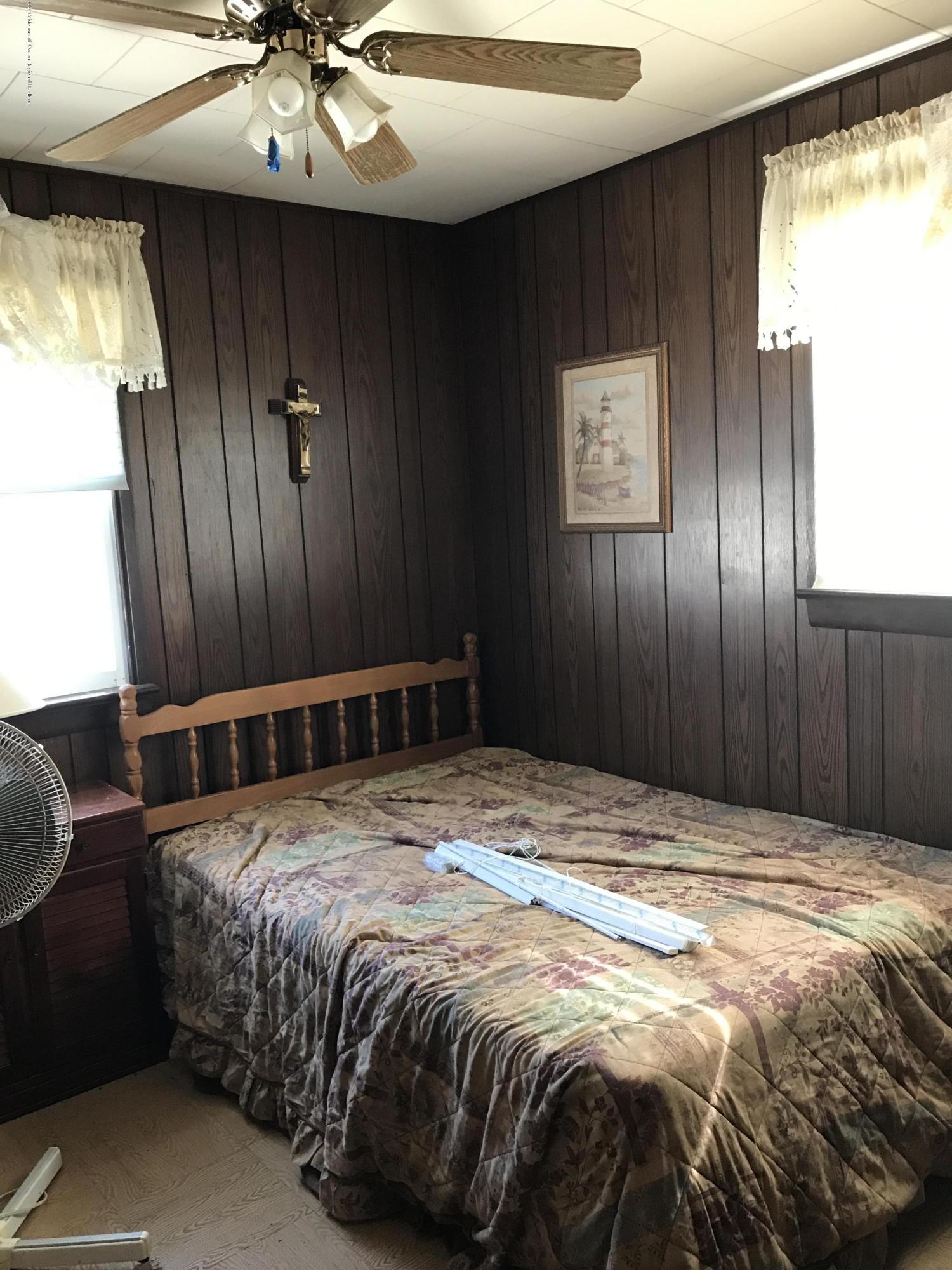 167 Flamingo Road Tuckerton, NJ 08087 - Photo 13 of 14 IMG_1454