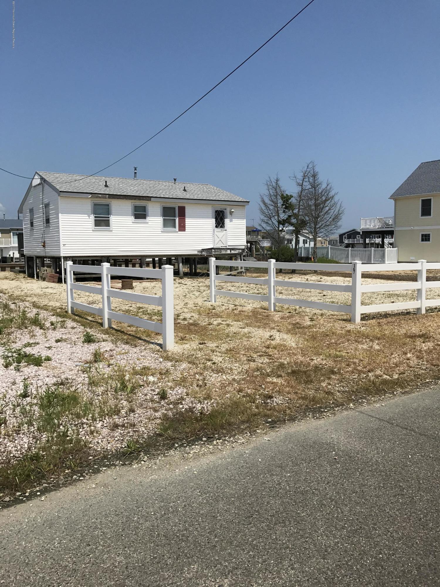 167 Flamingo Road Tuckerton, NJ 08087 - Photo 4 of 14 IMG_1307