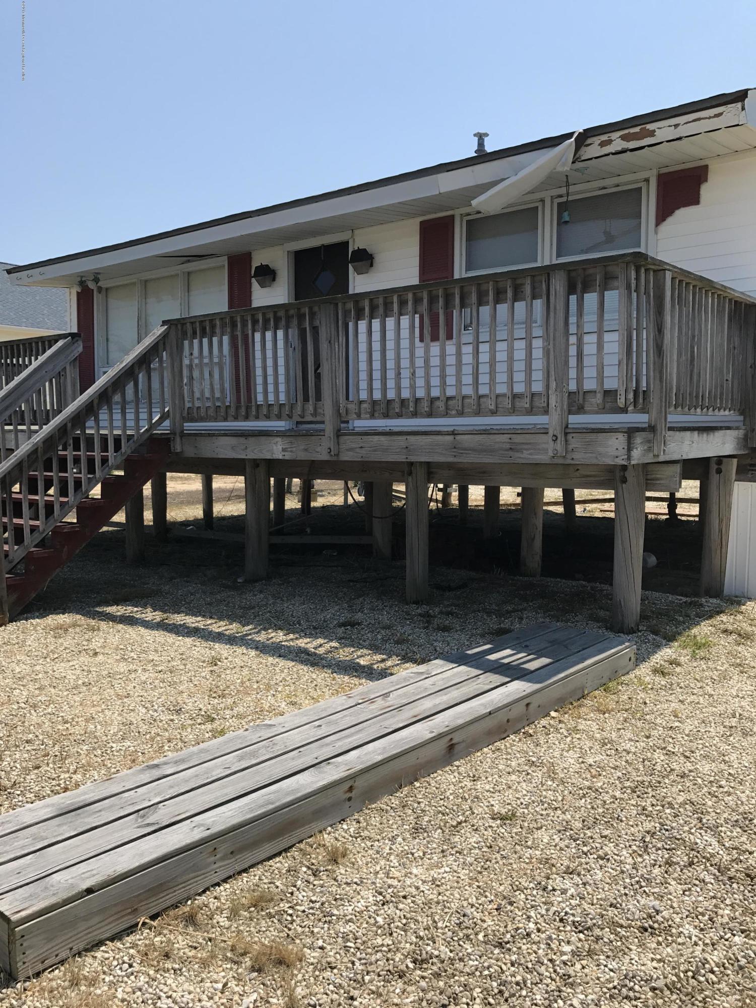 167 Flamingo Road Tuckerton, NJ 08087 - Photo 5 of 14 IMG_1302