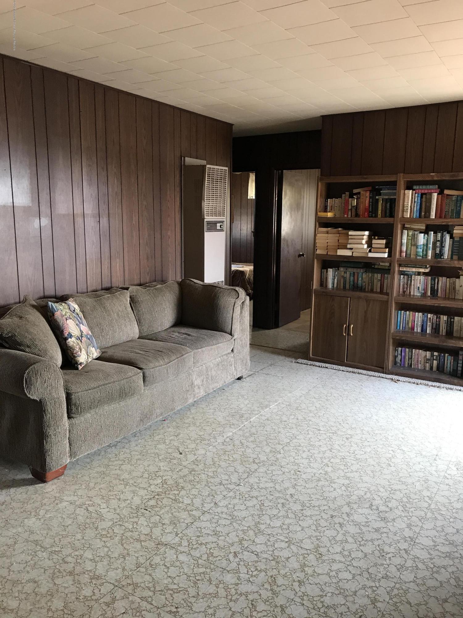 167 Flamingo Road Tuckerton, NJ 08087 - Photo 10 of 14 IMG_1456