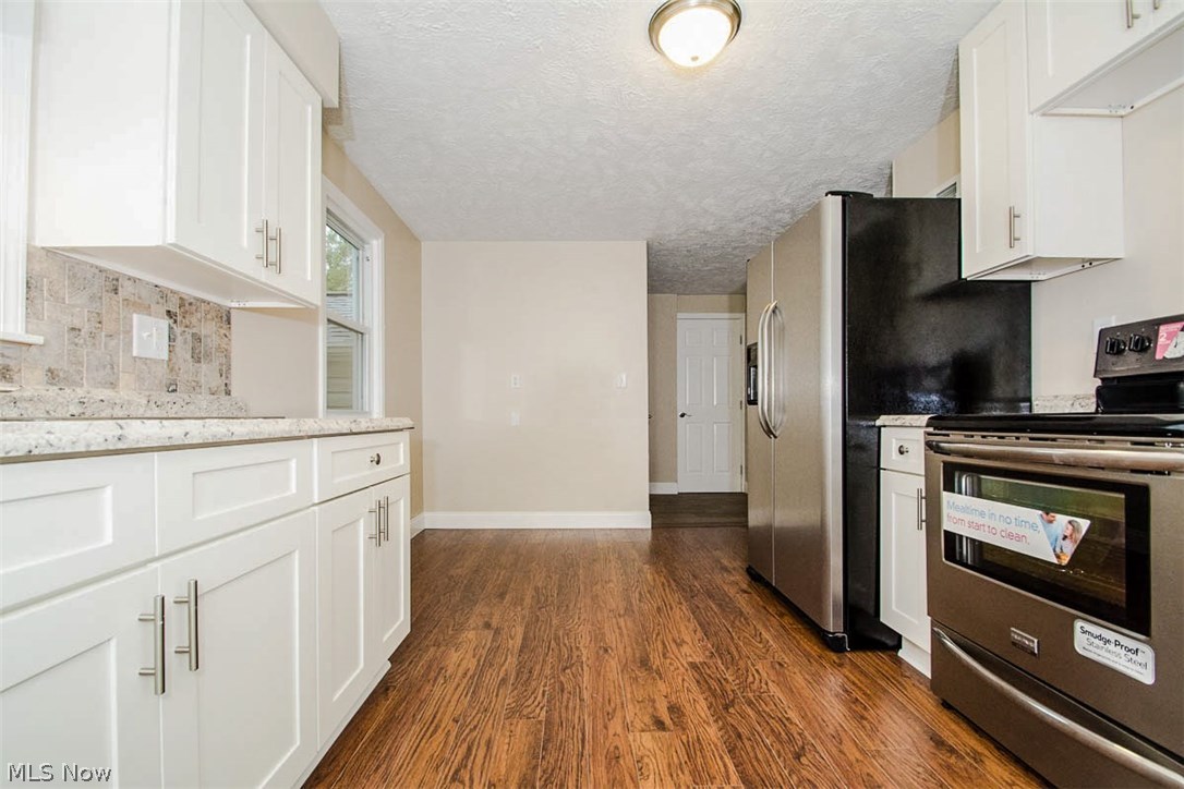 1812 Ferndale Road Northwest Canton, OH 44709 - Photo 11 of 27 Gallery Image 11