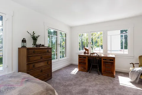 $1,595,000 | 1045 New York Drive, Altadena, CA 91001