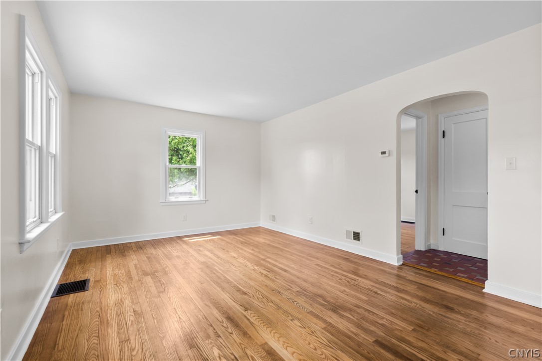 5083 South Onondaga Road Onondaga, NY 13120 - Photo 5 of 34